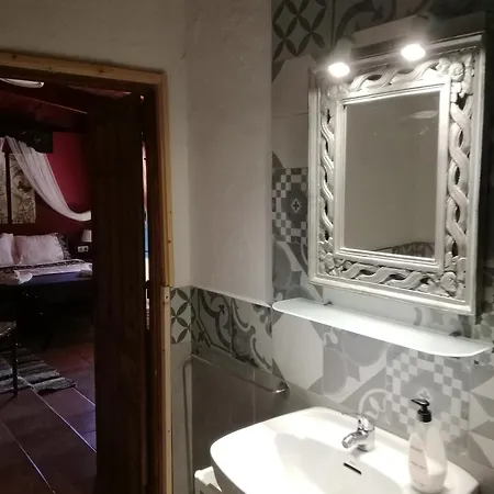Eco Moyano Lodge